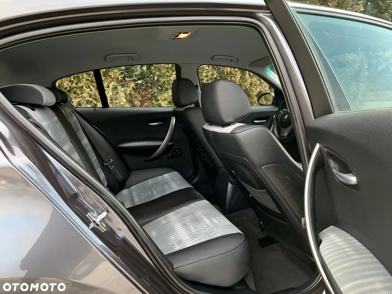 BMW Seria 1 116i - 37