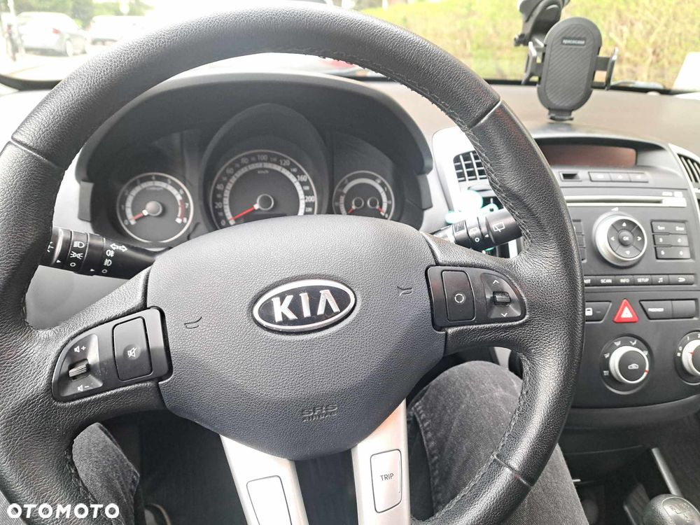 Kia Ceed - 7