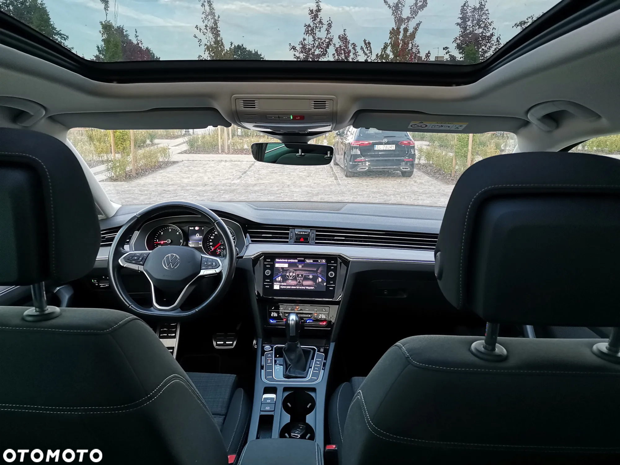 Volkswagen Passat Variant 2.0 TDI SCR DSG Elegance - 21
