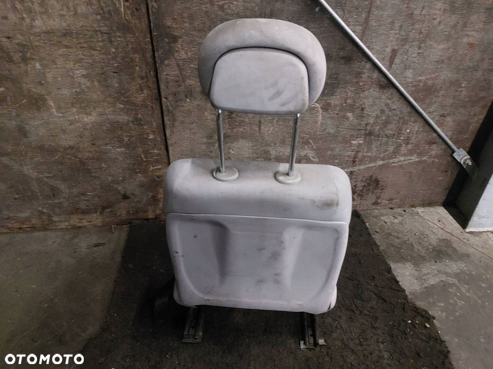 FOTEL LEWY PRZÓD MERCEDES-BENZ W203 - 3