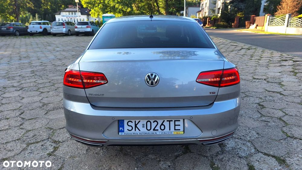 Volkswagen Passat - 7