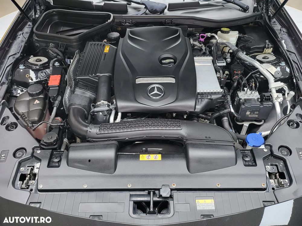 Mercedes-Benz SLC 300 9G-TRONIC - 21