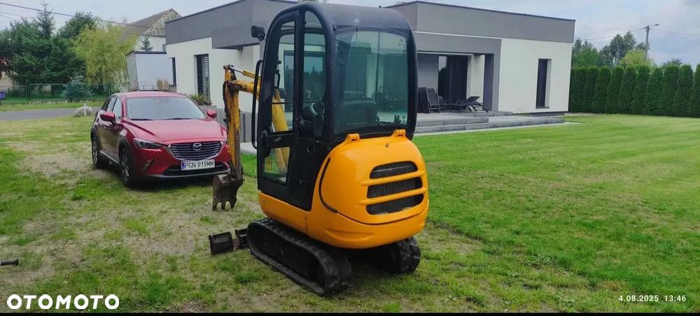 JCB 8016 - 1
