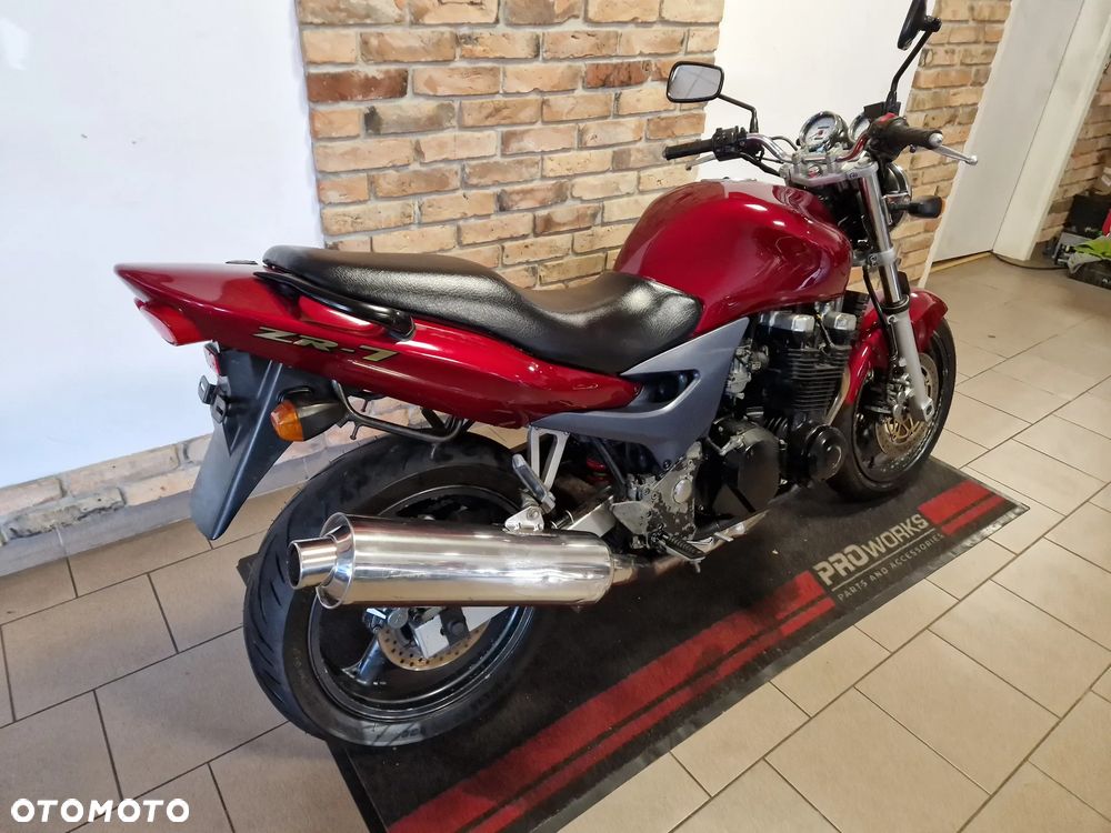 Kawasaki ZR - 3