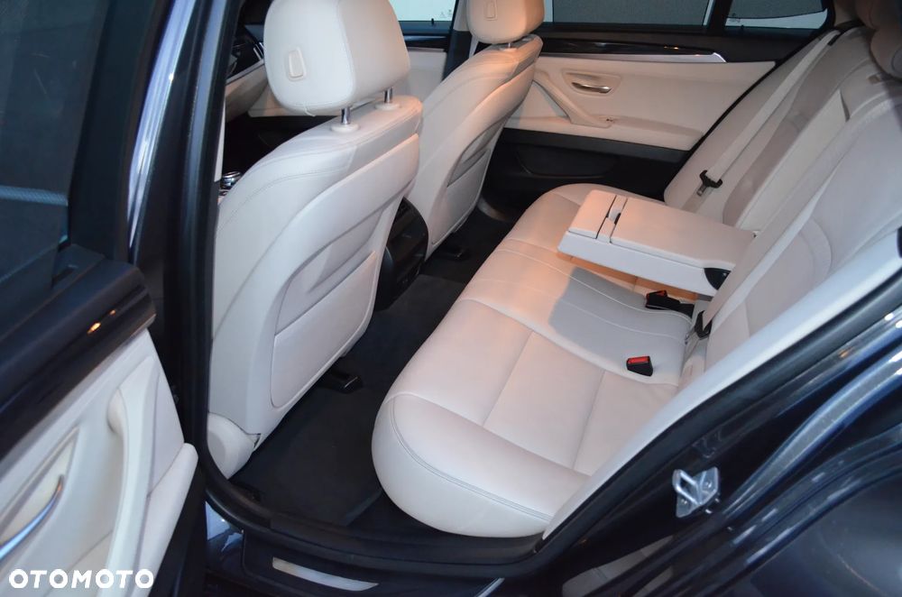 BMW Seria 5 - 17