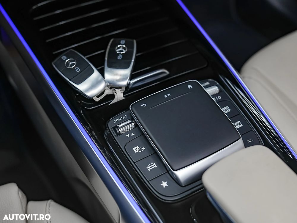 Mercedes-Benz GLB 200 7G-DCT Style - 33