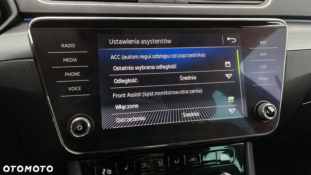 Skoda Superb 2.0 TDI DSG Premium Edition - 27