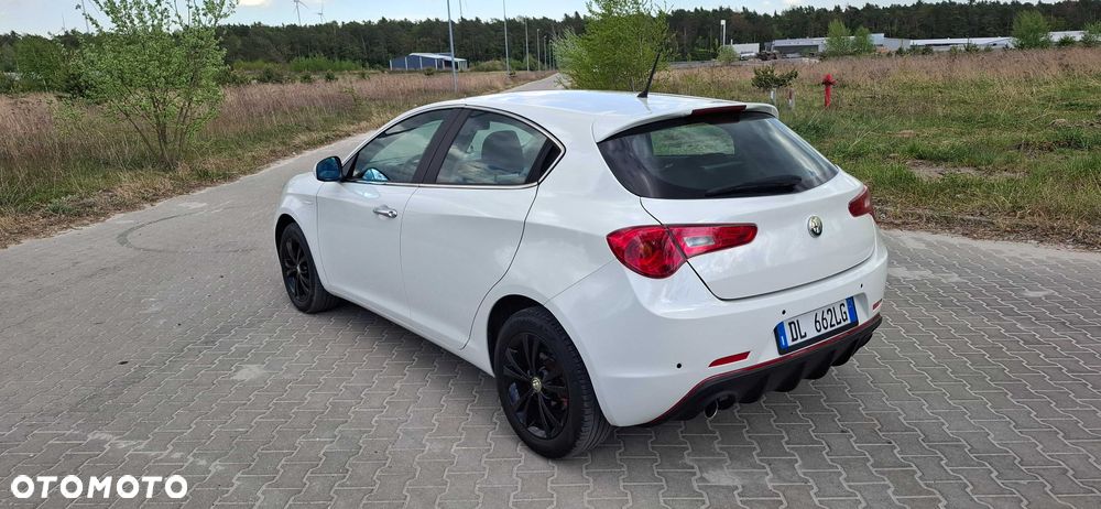 Alfa Romeo Giulietta - 6