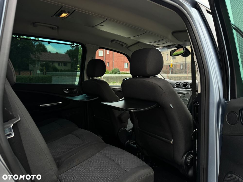 Ford Galaxy 2.0 TDCi Ghia - 7