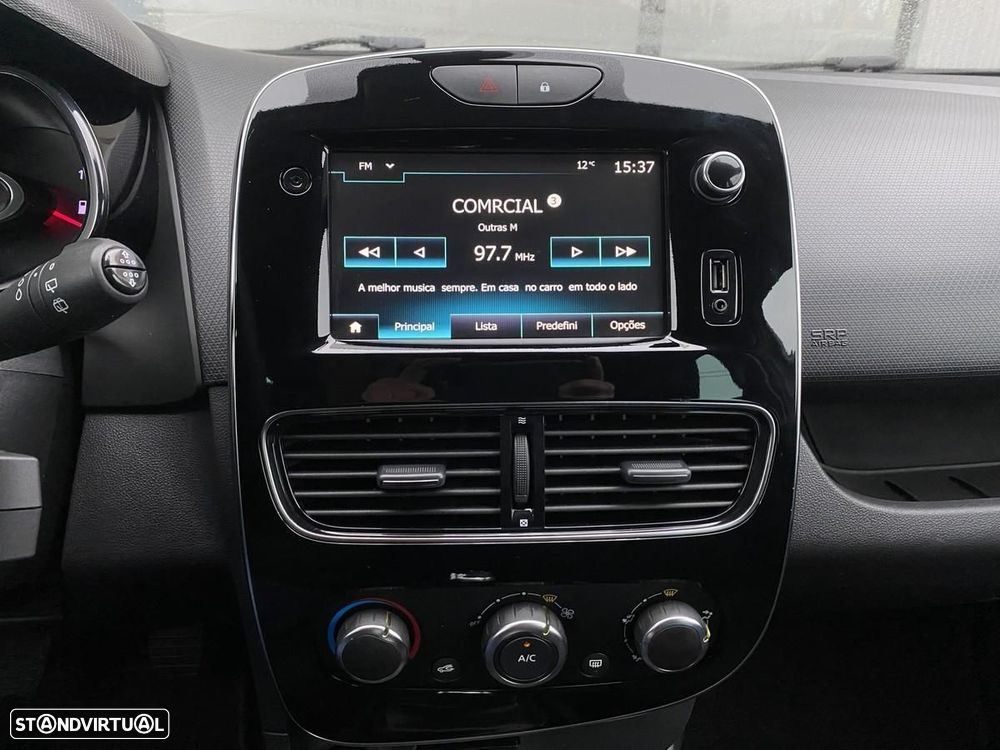 Renault Clio 0.9 TCe Limited Bi-Fuel - 17