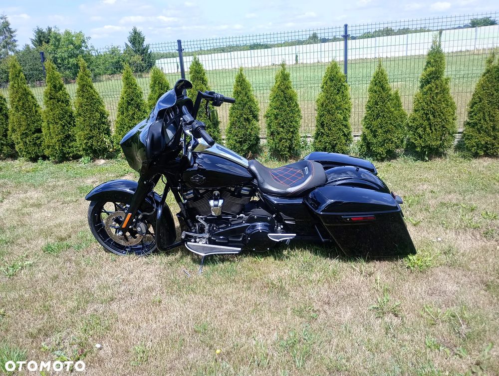 Harley-Davidson Touring Street Glide - 8