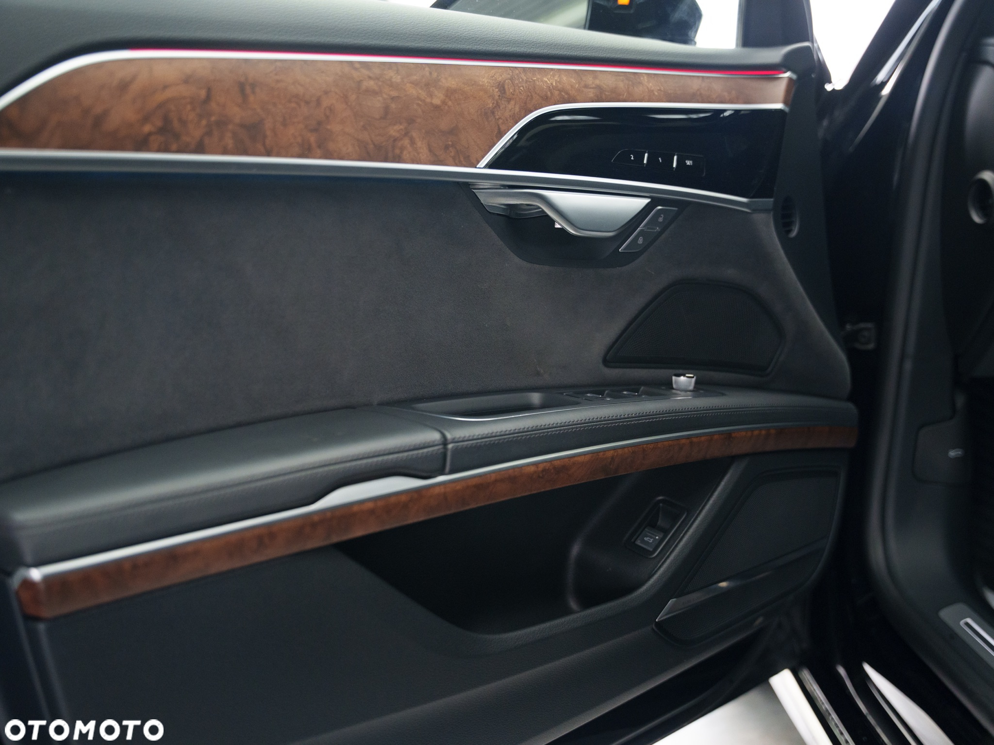 Audi A8 L 55 TFSI quattro tiptronic - 31