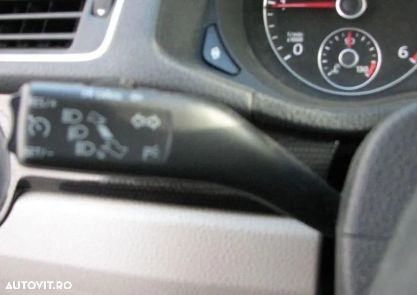 Volkswagen Passat - 12