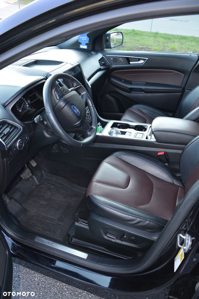 Ford Edge - 15