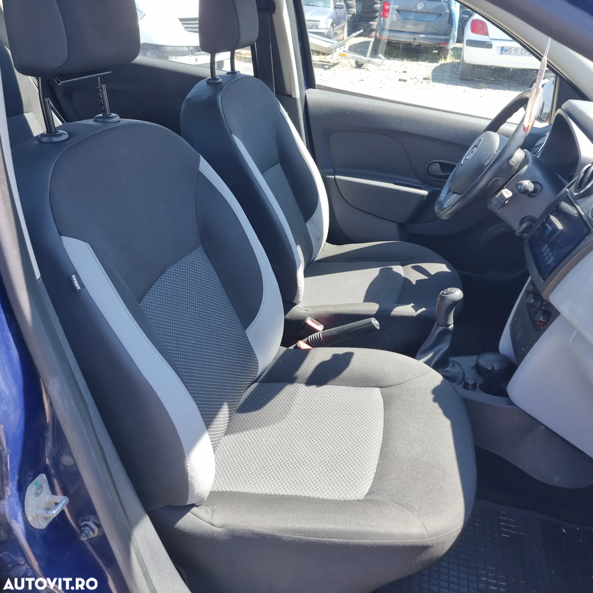 Dacia Sandero 1.2 16V 75 Laureate - 7