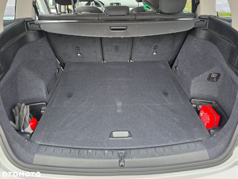 BMW Seria 2 218d Advantage - 15