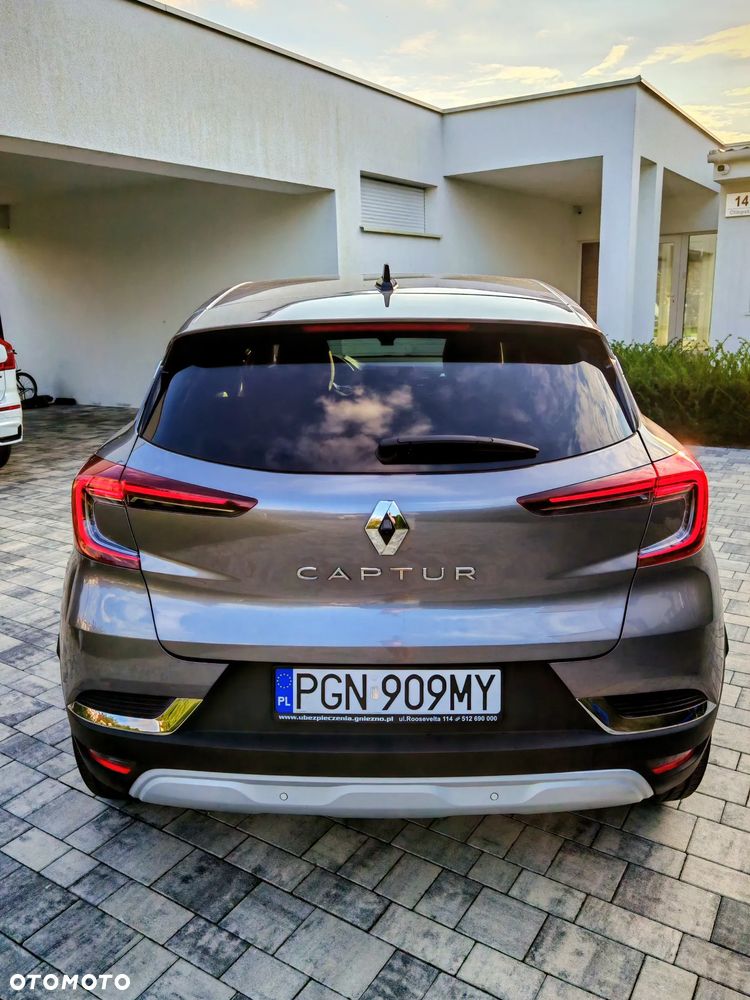 Renault Captur 1.3 TCe mHEV Techno EDC - 6