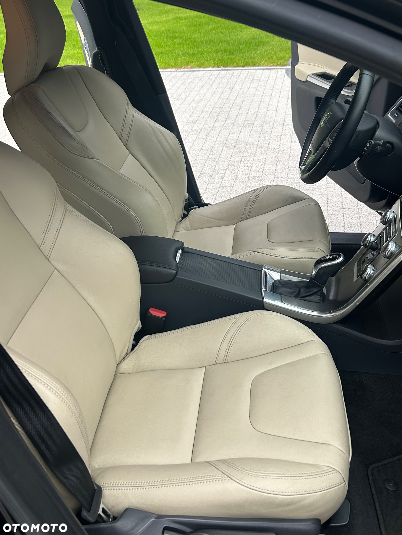 Volvo XC 60 - 21