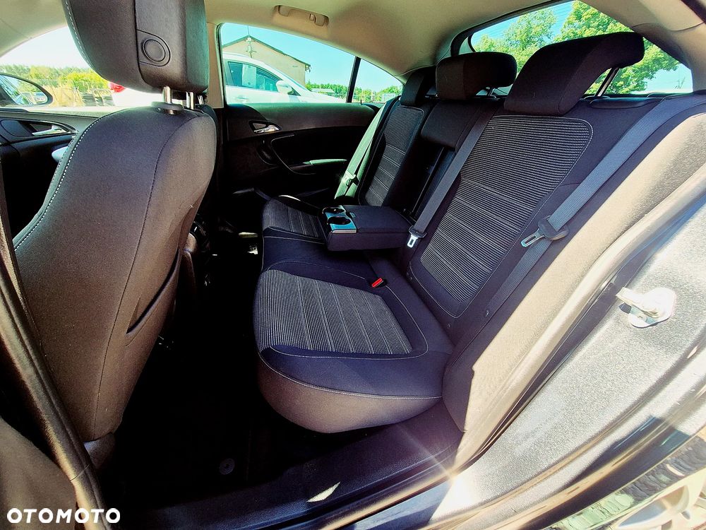 Opel Insignia 1.8 Innovation - 32