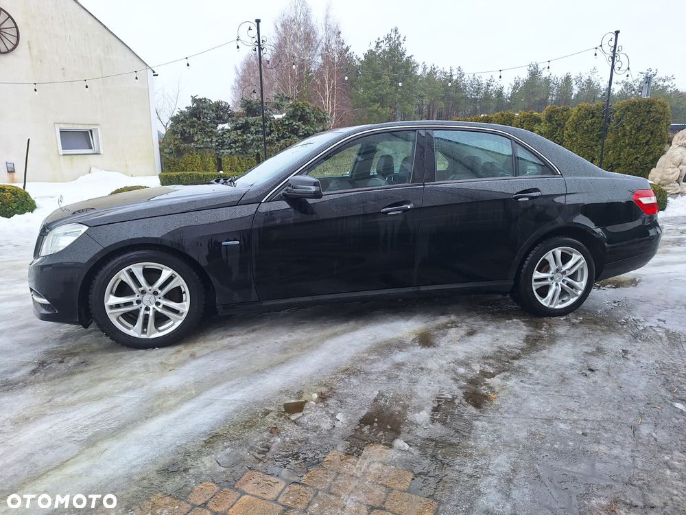 Mercedes-Benz Klasa E 200 CDI DPF BlueEFFICIENCY Automatik Avantgarde - 3