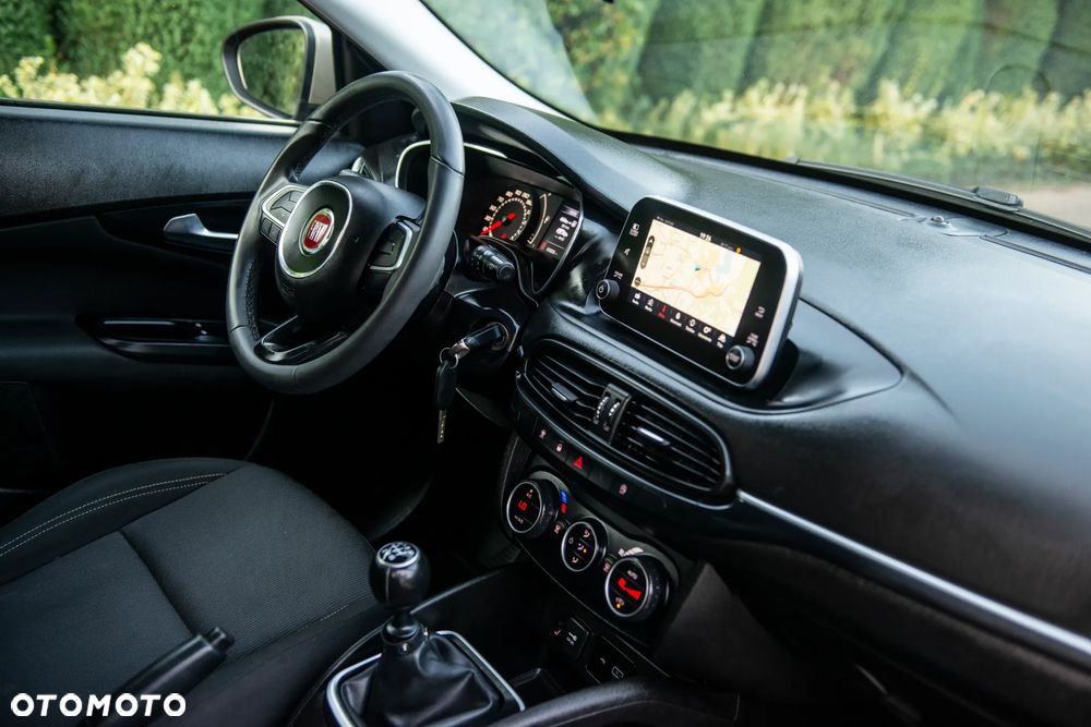 Fiat Tipo 1.4 T-Jet Business Line - 37
