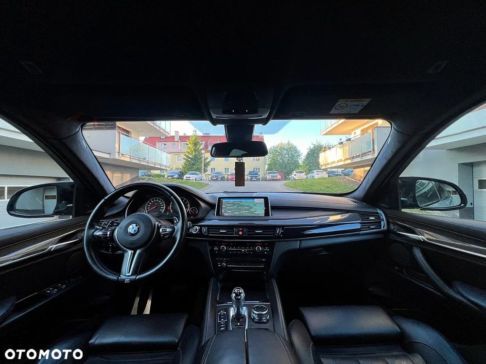 BMW X6M - 16