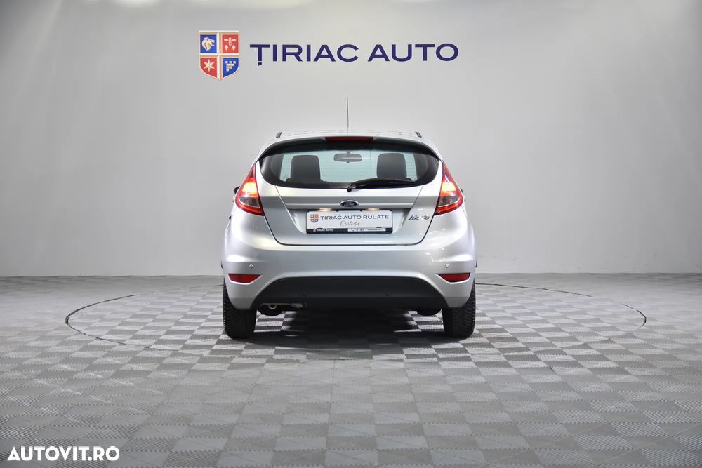 Ford Fiesta - 5