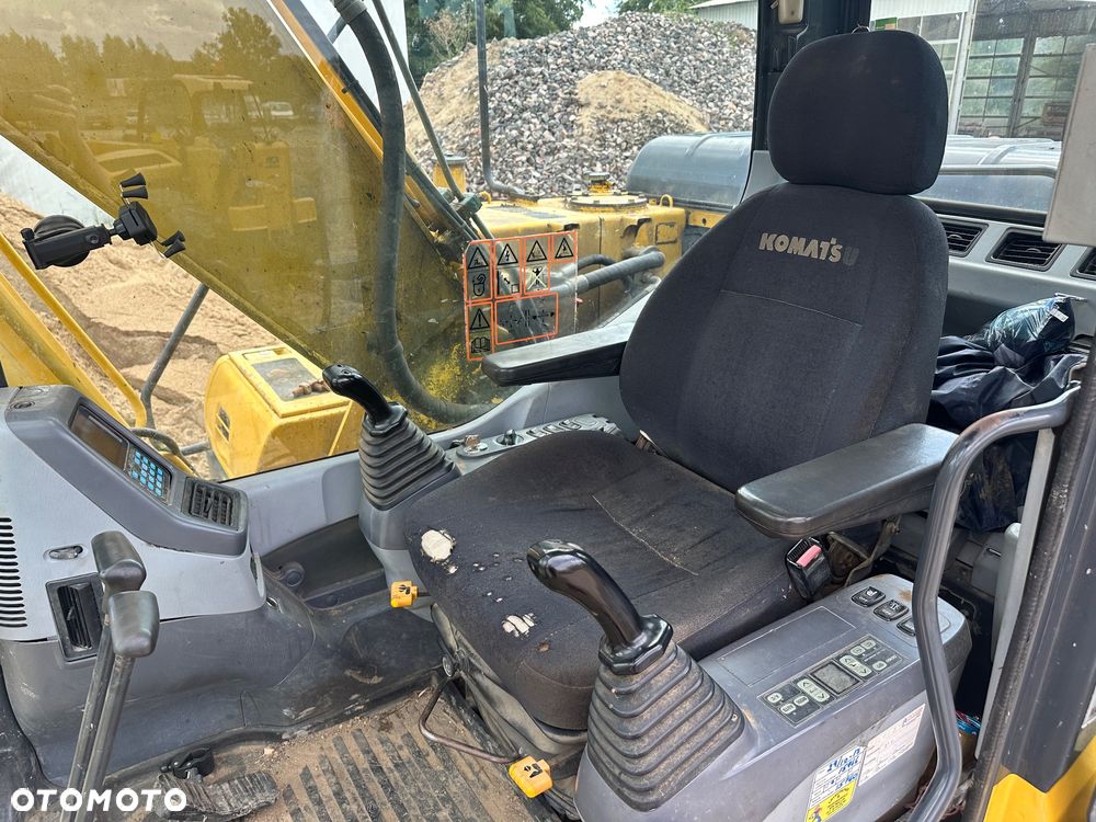 Komatsu PC180 - 6