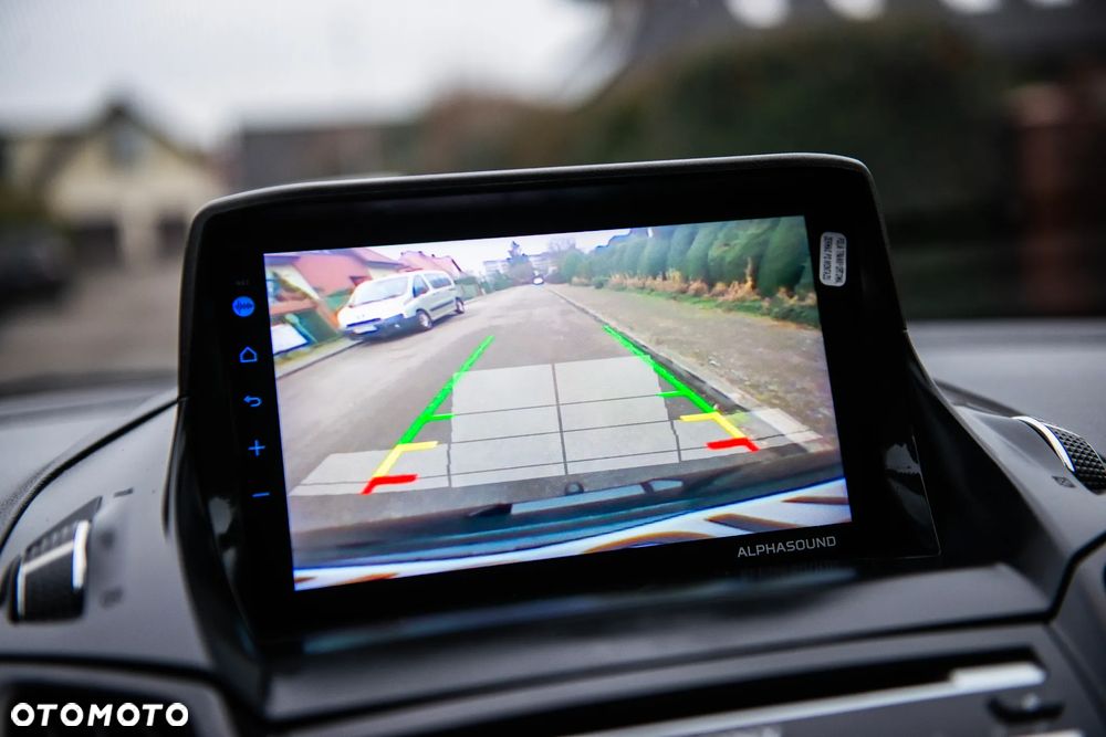 Ford Kuga 2.0 TDCi 4x4 Titanium - 37