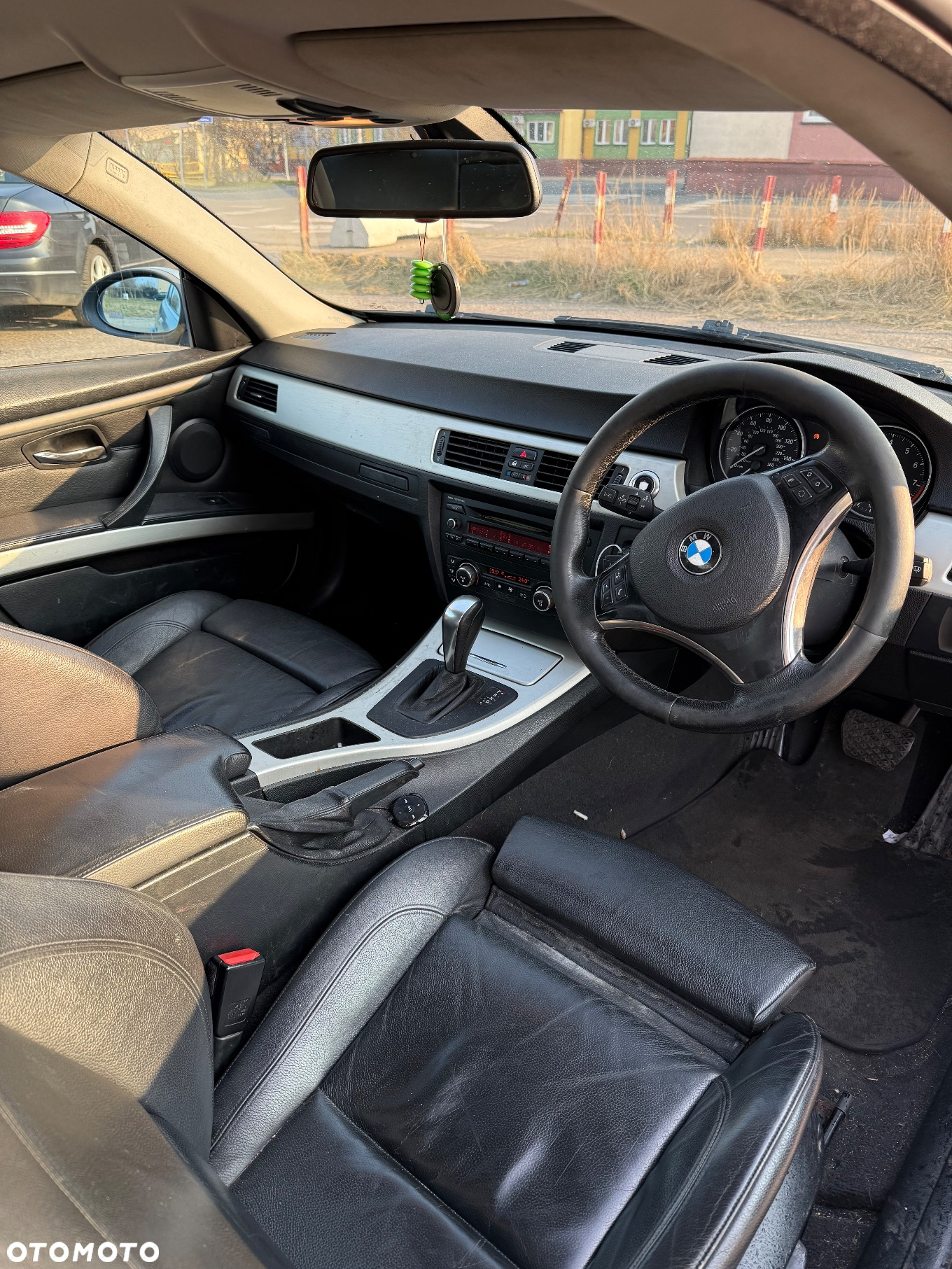 BMW Seria 3 325i Coupe - 9