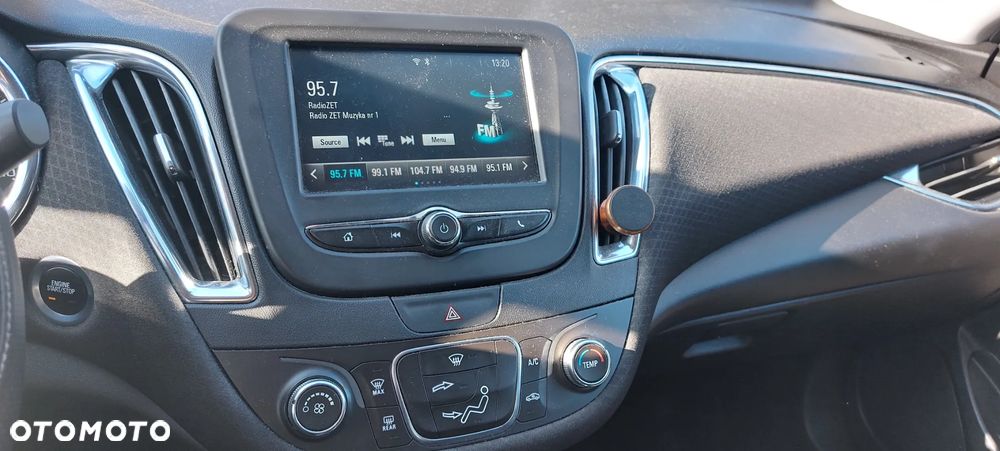 Chevrolet Malibu - 3
