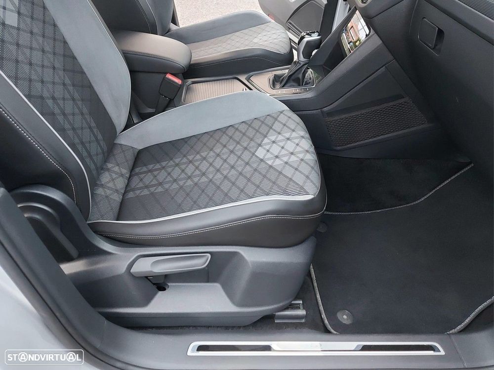 VW Tiguan 1.4 TSI eHybrid R-Line DSG - 29
