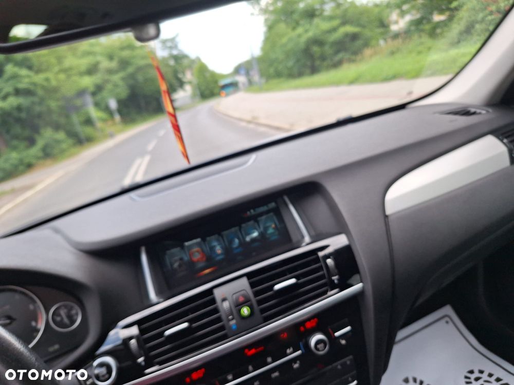 BMW X3 sDrive18d - 25