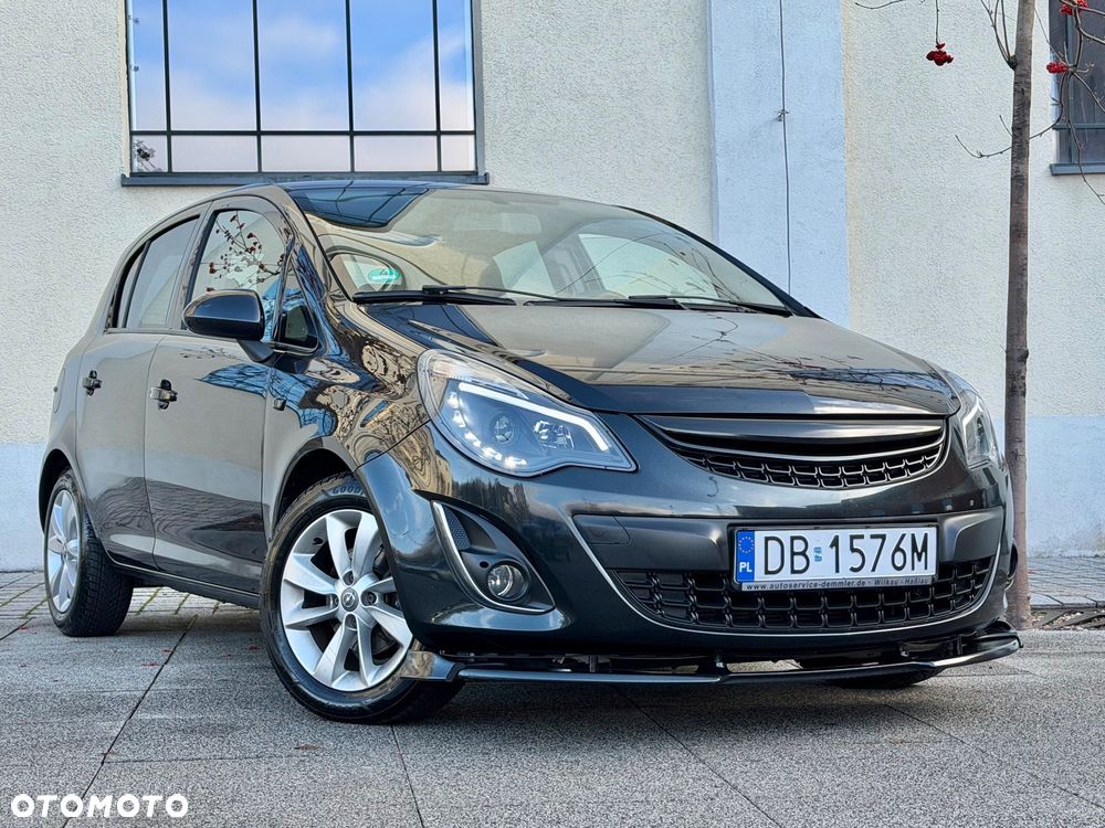 Opel Corsa 1.2 16V Cosmo - 36