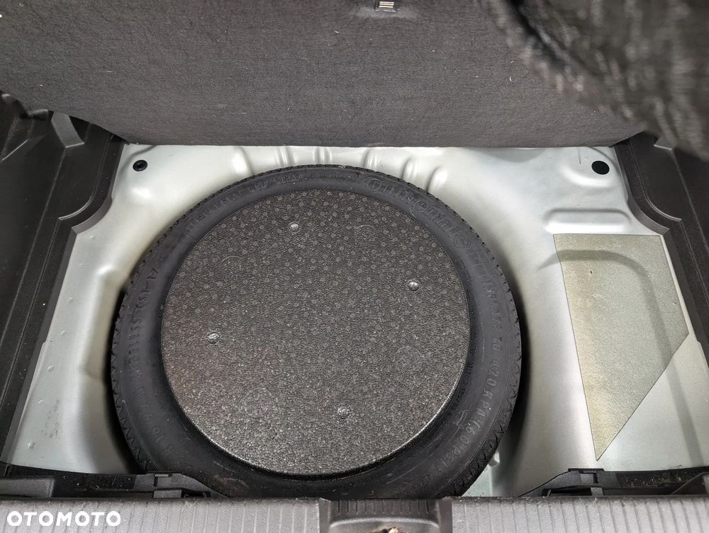 Opel Crossland X 1.2 T 120 Lat S&S - 30