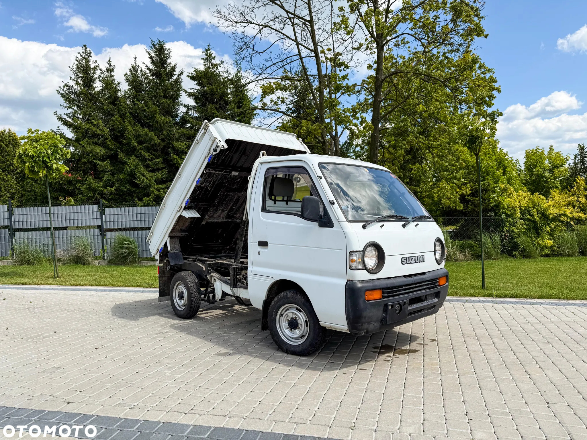 Suzuki Carry - 2