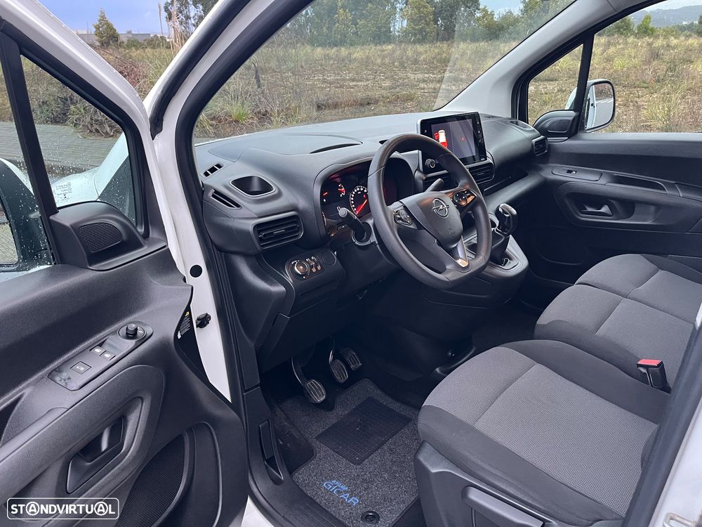 Opel Combo CDTI - 16