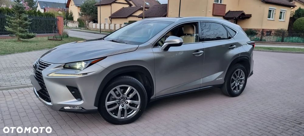 Lexus NX 300h Executive Line - 1