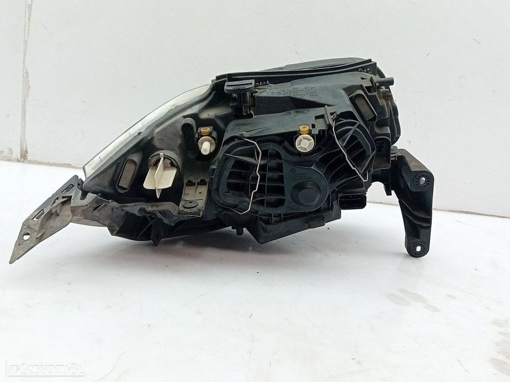 Ótica / farol esquerda BMW 1 (E87) - 4