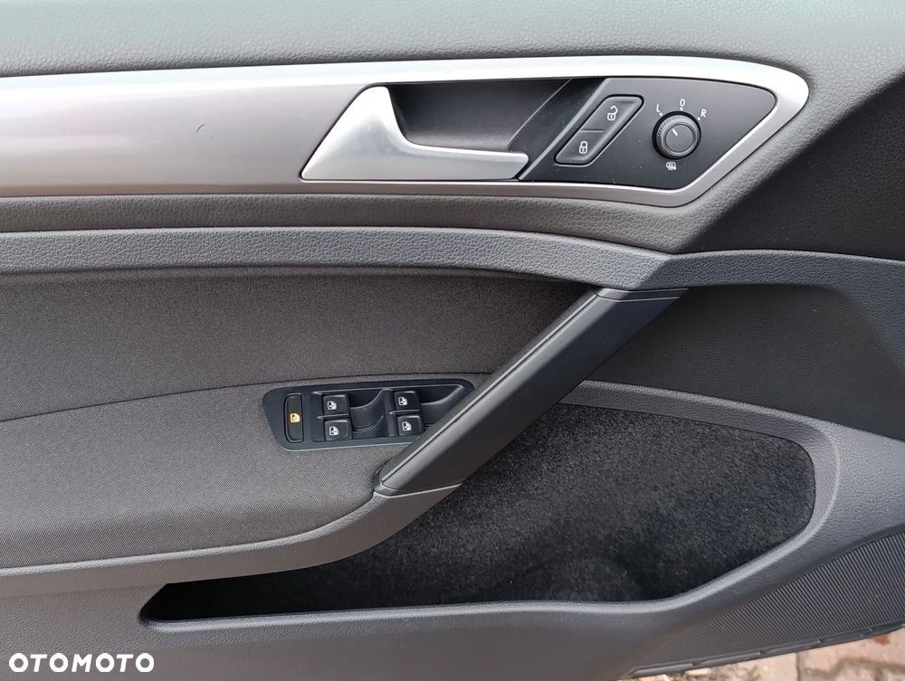 Volkswagen Golf 1.6 TDI Comfortline - 16