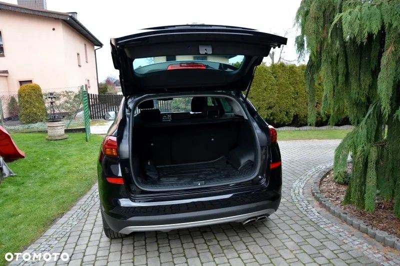 Hyundai Tucson 1.6 Turbo 4WD Advantage - 24