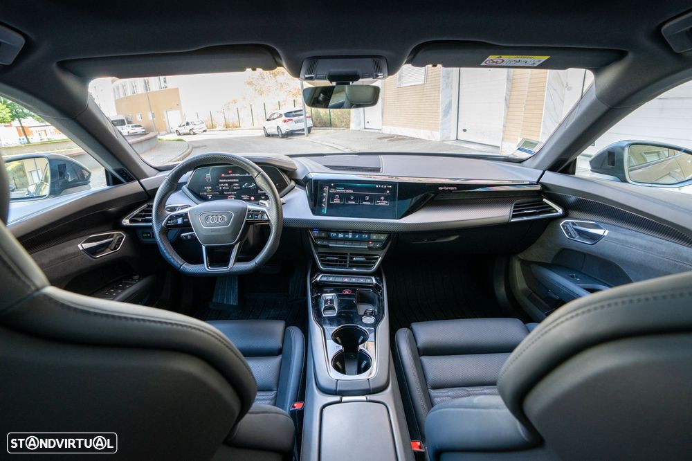 Audi e-tron GT quattro - 13