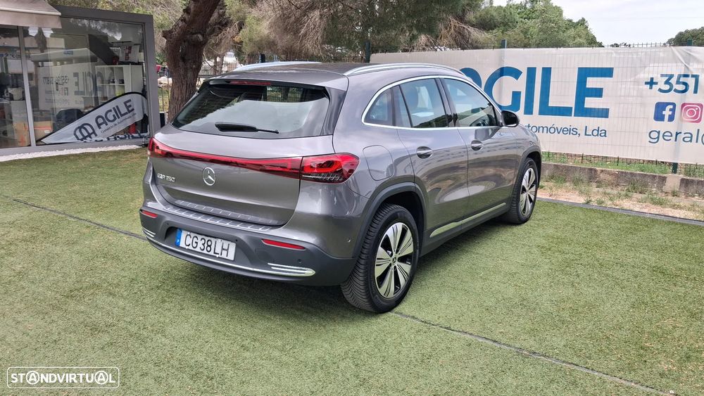 Mercedes-Benz EQA 250 - 11