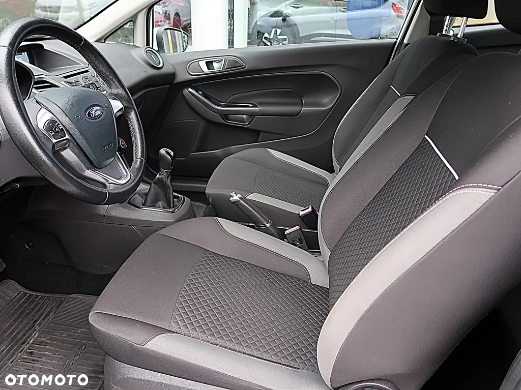 Ford Fiesta 1.0 EcoBoost S&S ST-LINE - 10