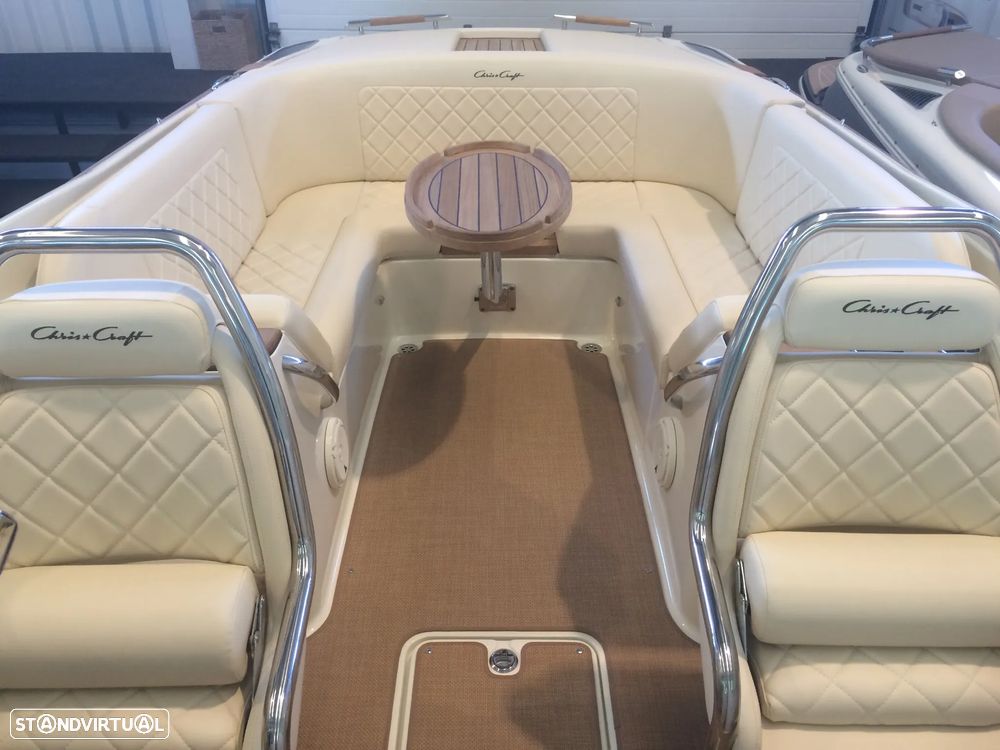 Chris Craft Launch 27 - 12