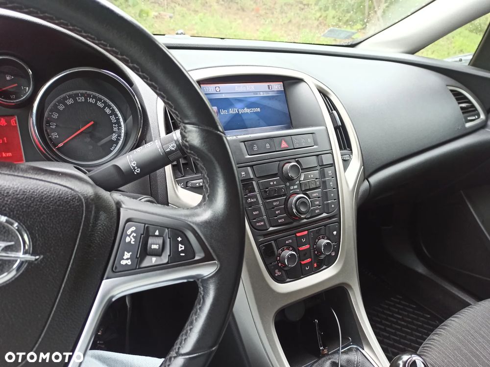 Opel Astra 1.6 - 10