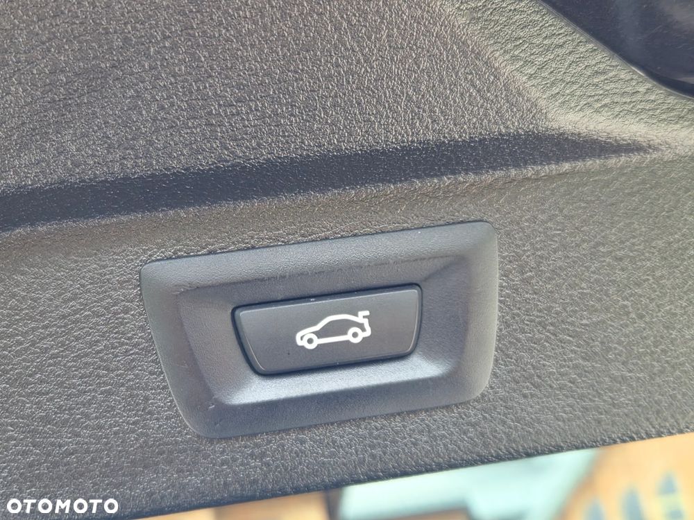 BMW X5 xDrive25d sport - 23