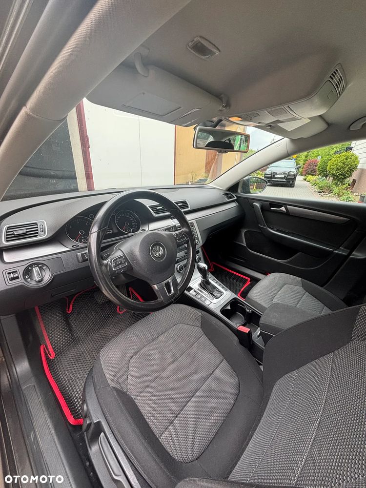 Volkswagen Passat 2.0 TDI Comfortline DSG - 7