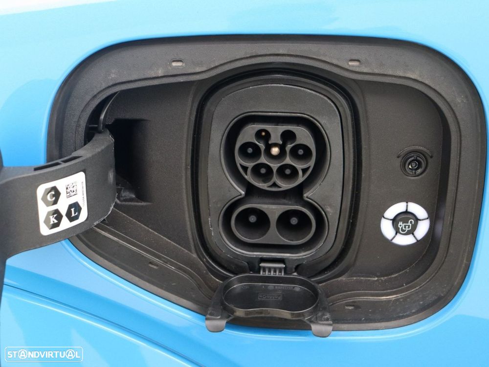 Ford Mustang Mach-E GT AWD - 14