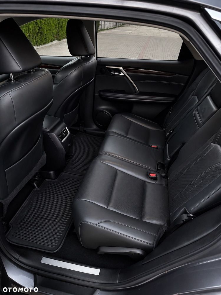 Lexus RX - 22